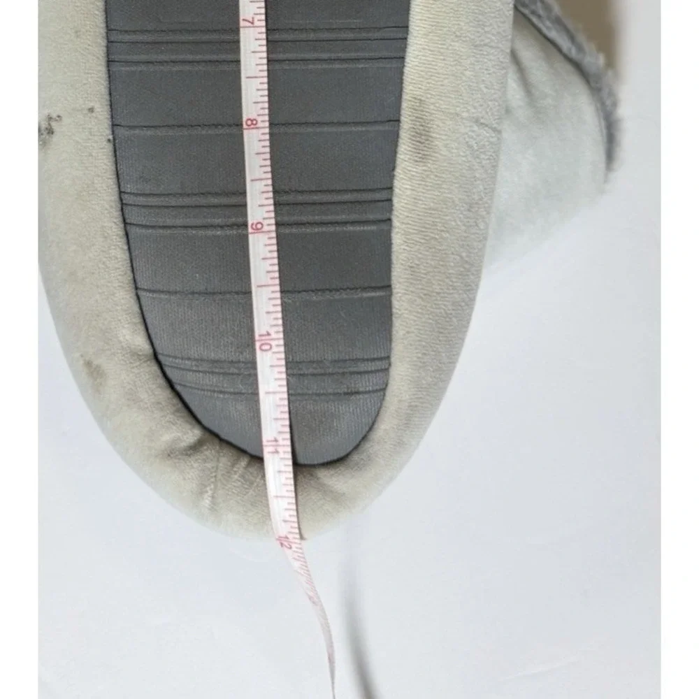 Men Puffer Slipper Boots White Size 10-11 Faux Fur Lined Indoor Cozy winter